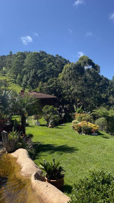 Sitio Com Piscina Natural E Cascata, Com Linda Vista Em Lumiar. Esterno foto